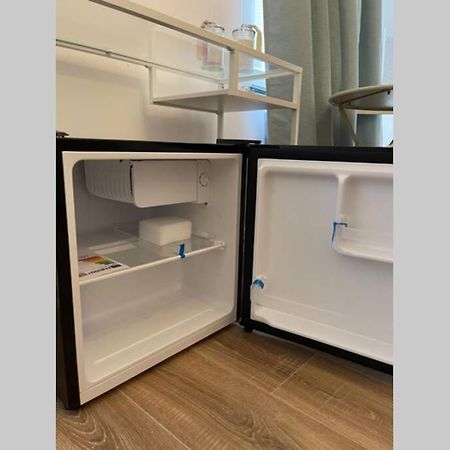 Cute Studio Rom Apartment Монс Екстериор снимка